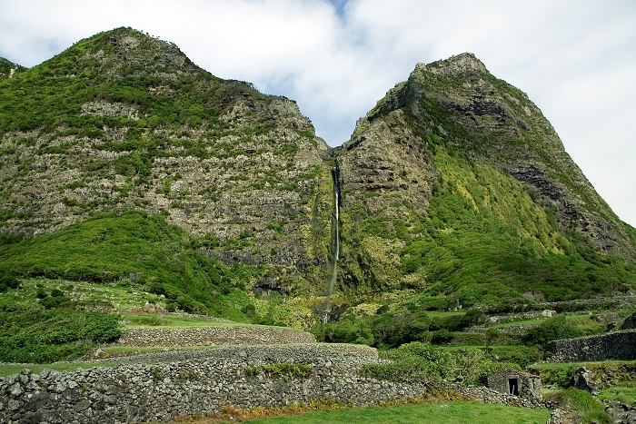 img00301.jpg