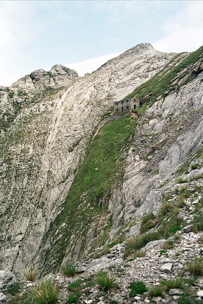 img00030.jpg