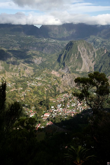 img00030.jpg