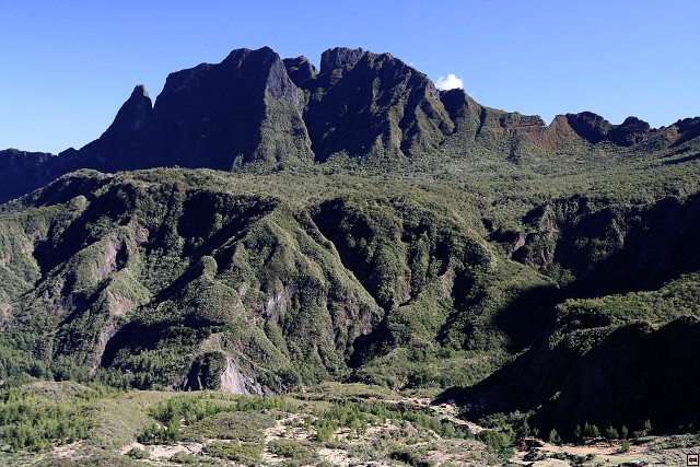 img00106.jpg
